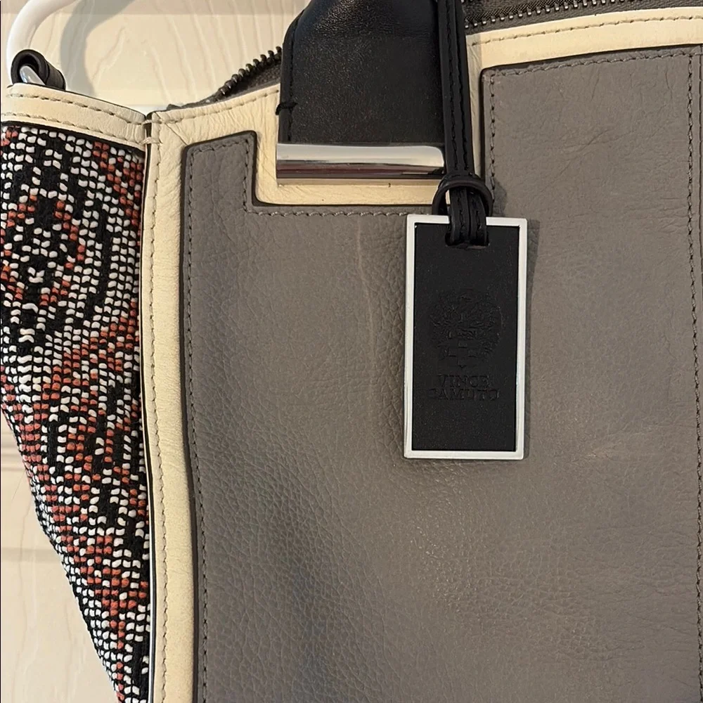 SALE Vince Camuto “Billy” Satchel - Picture 2 of 6